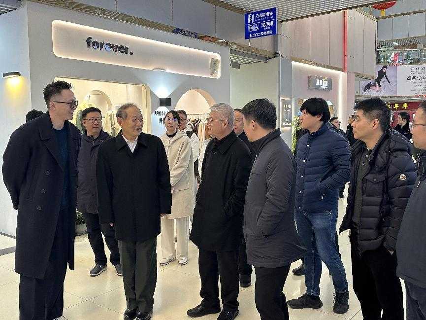 浙江省征询委调研组光临钱江商城发展基层安然建设调研