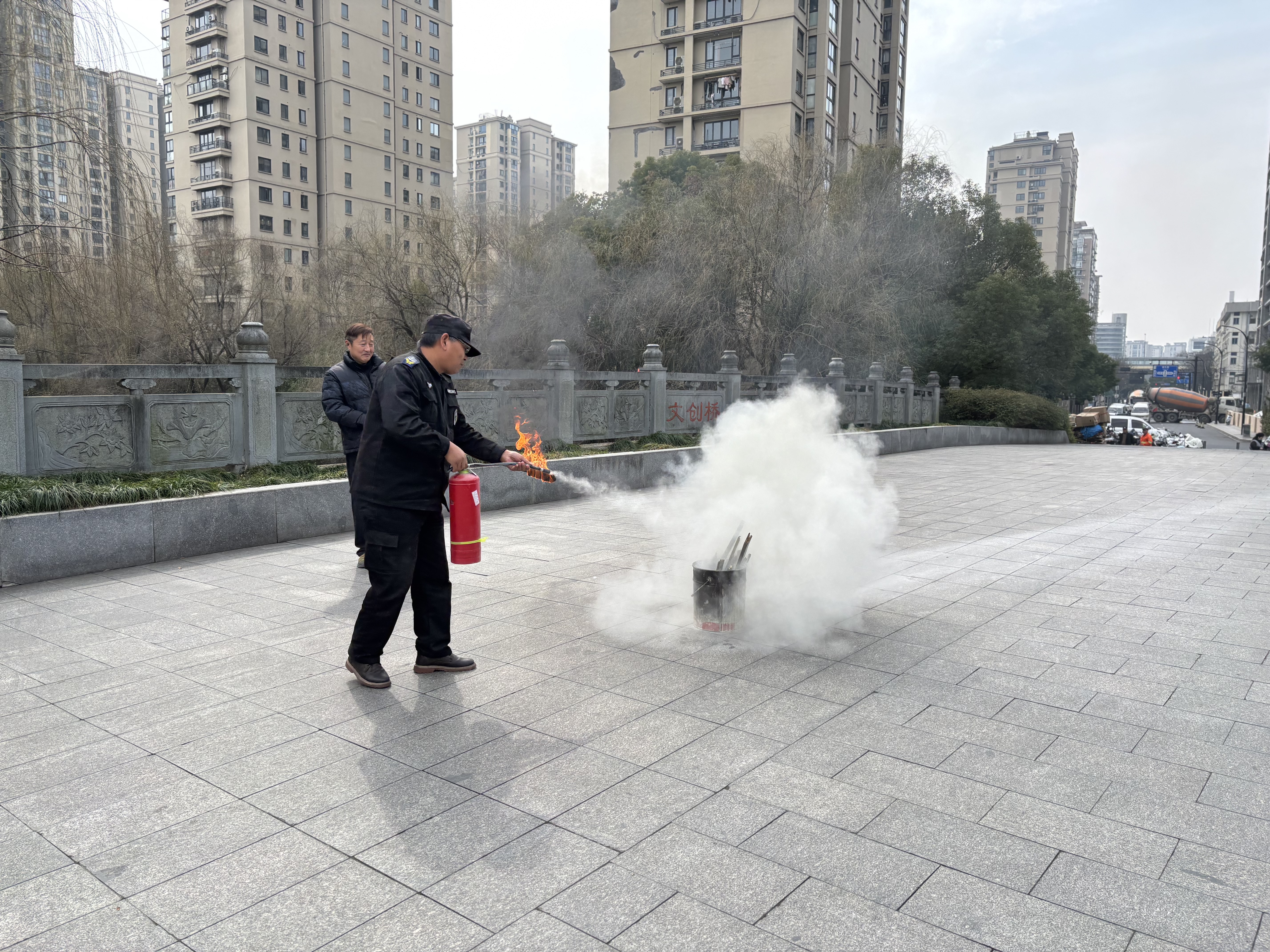 发展消防演练，共筑安全园区