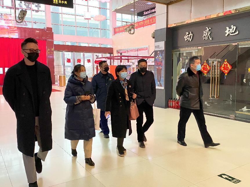 杭州市市场监督治理局市场处姚如滔处长光临钱江商城发展进口商品疫情防控领导工作