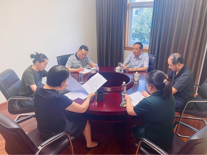 切脉市场动态，明确将来发展方向——董事长一行赴CQ9电子进出口业务有限公司调研