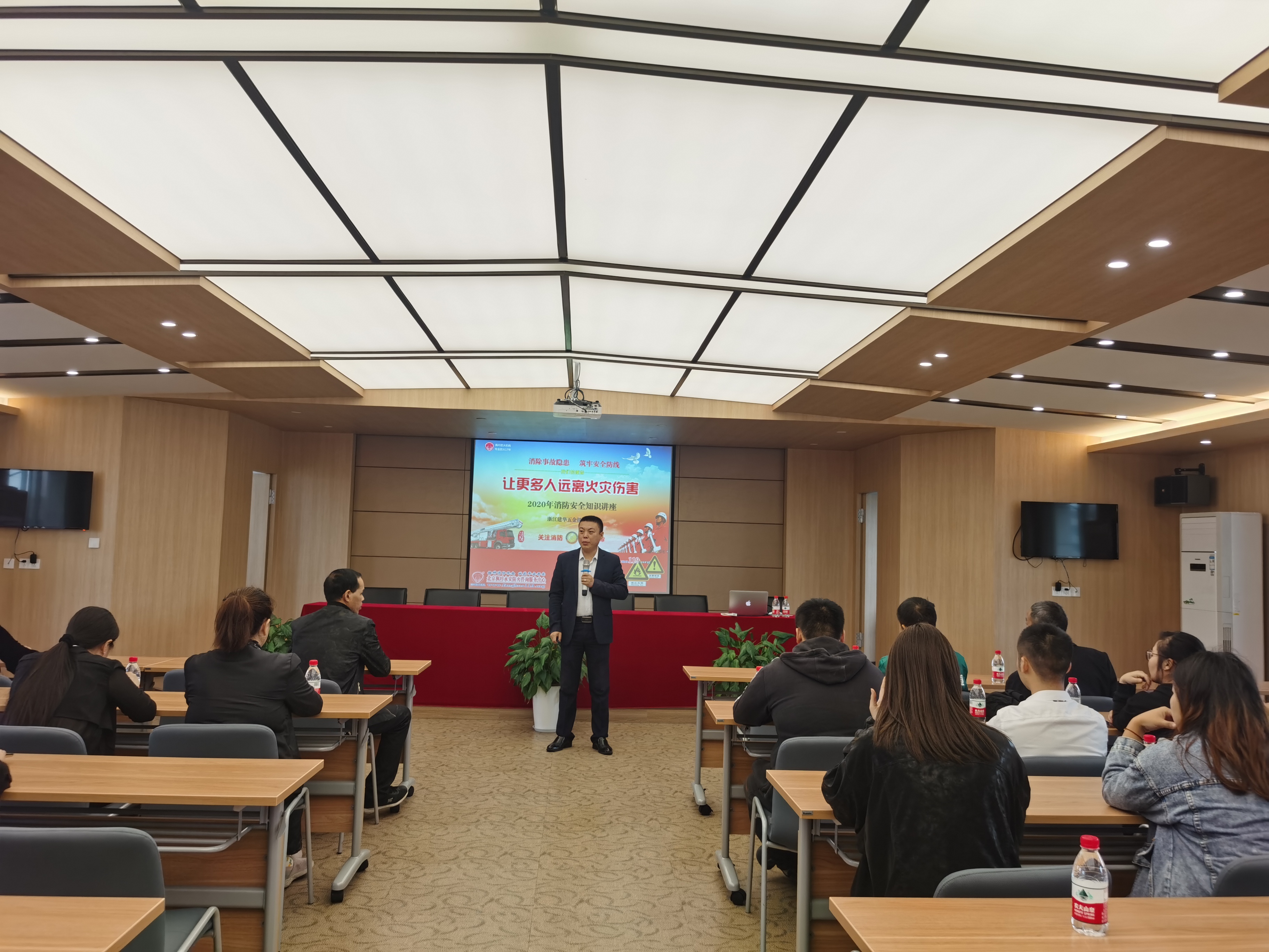 CQ9电子市场组织发展消防安全知识培训