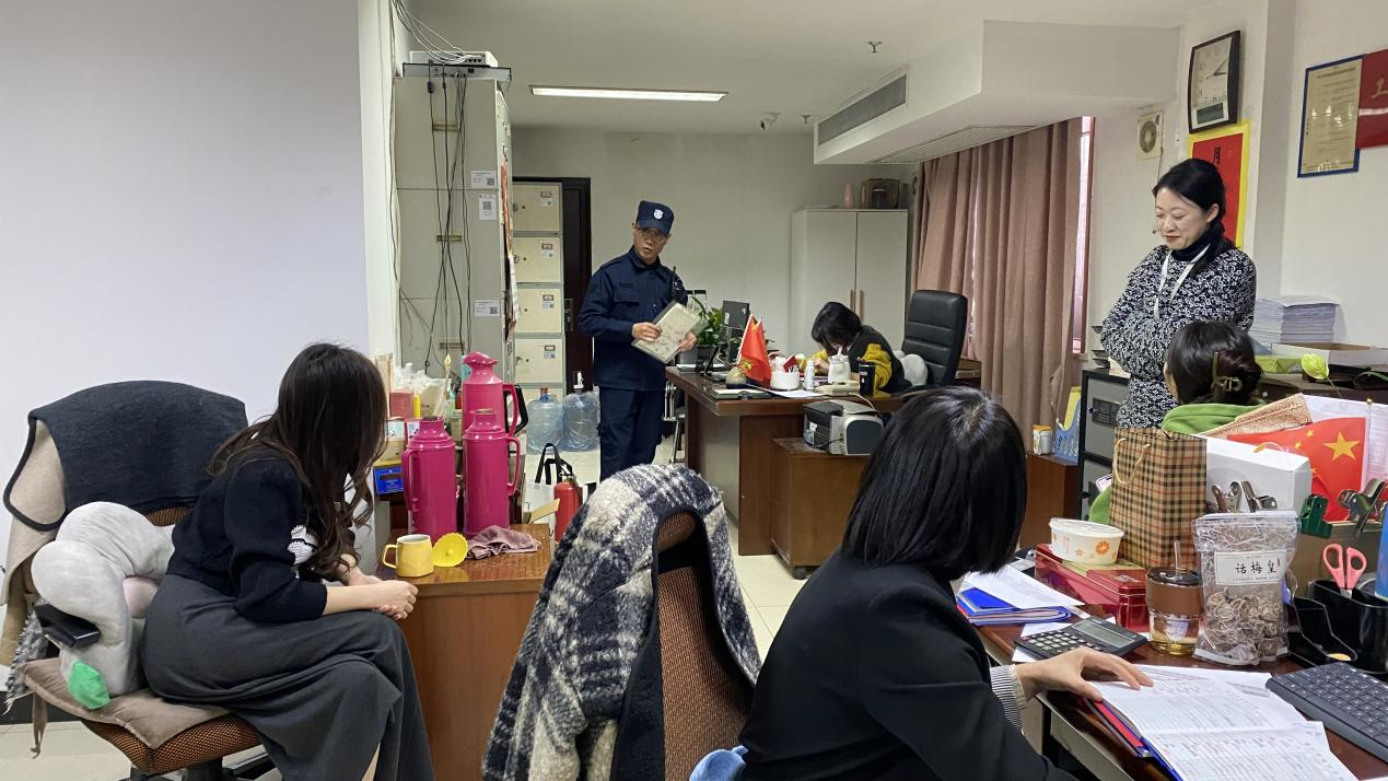 钱江商城发展消防知识培训演练共筑安全“防火墙”