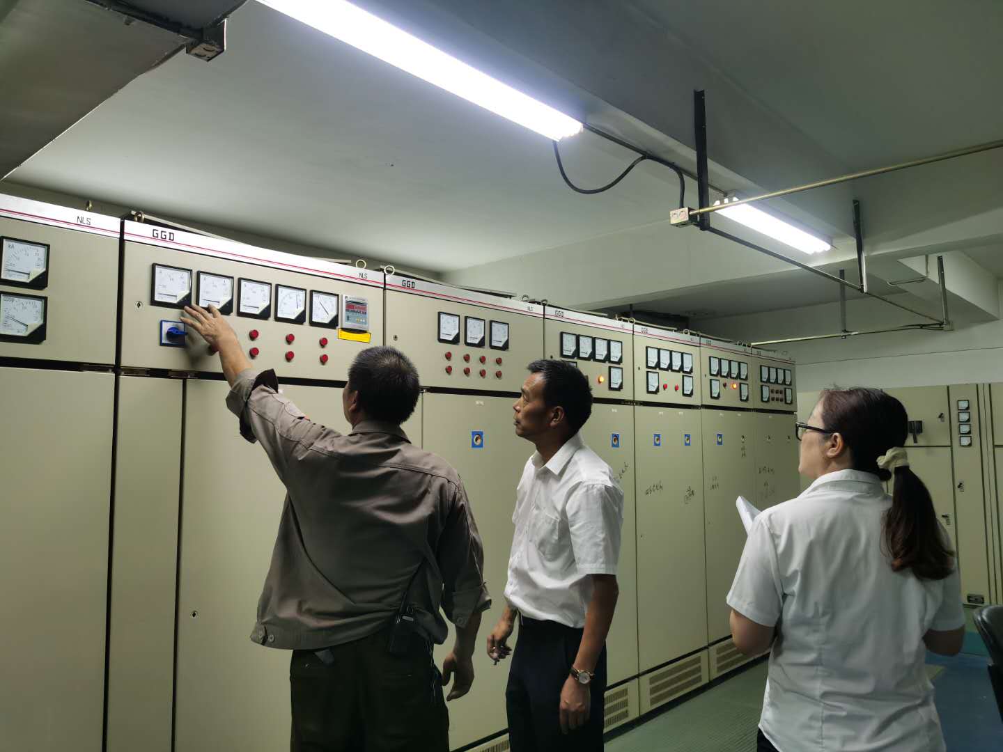 平部署查除隐患  喜迎双节保安然