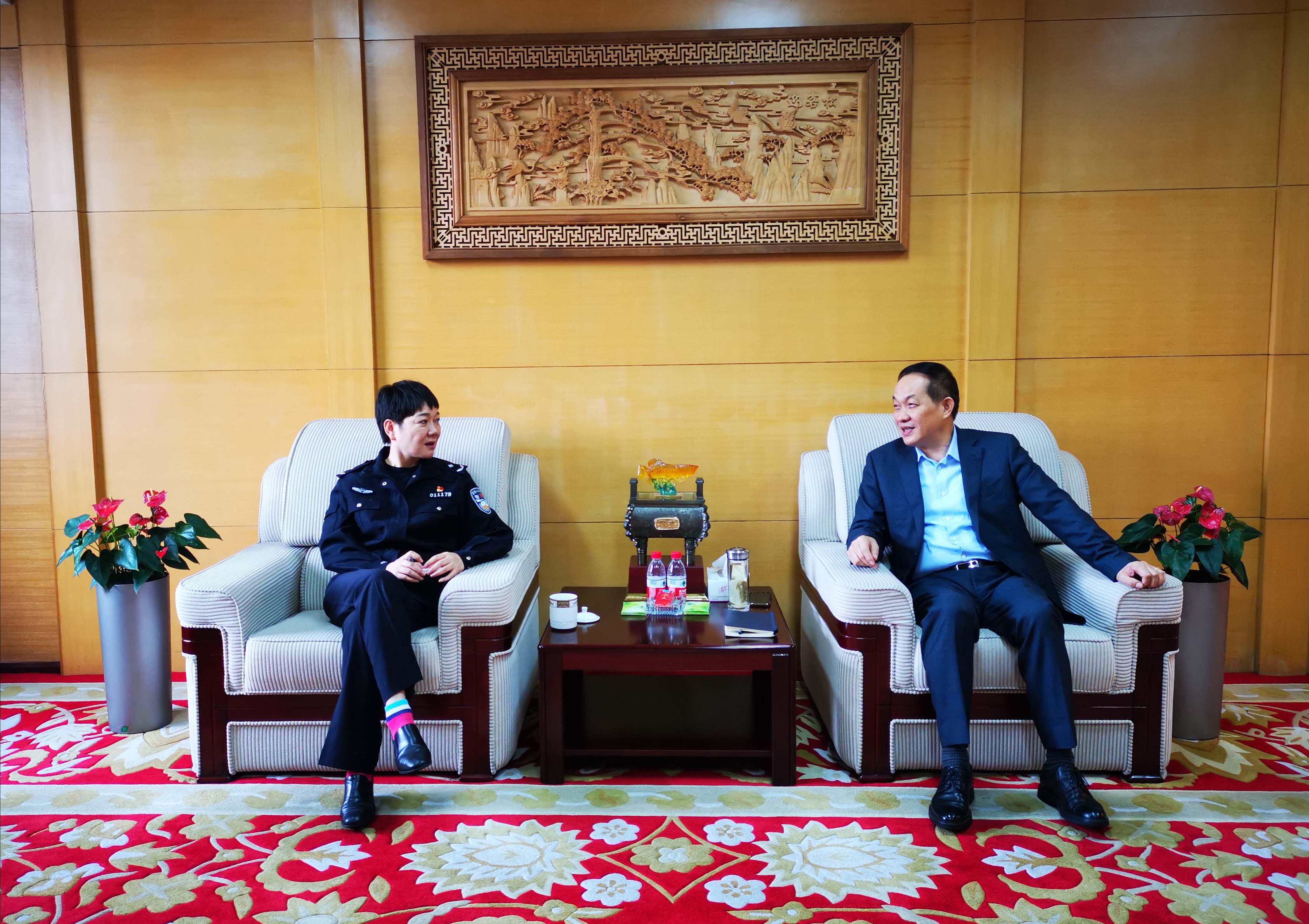 拱墅区公安分局辅导光临集团走访