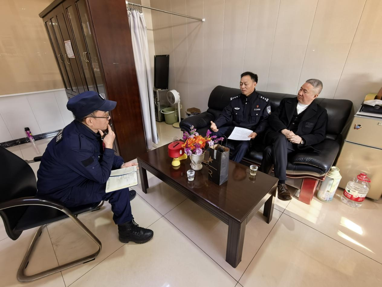 钱江商城两全推动2026年警务安保工作 多方联动筑牢坚实安全防线。