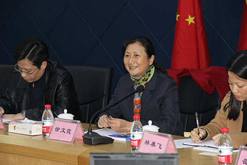 20171208市投资推进局党组副书记徐文霞光临CQ9电子文创集团调研 (1).jpg