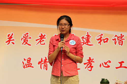 CQ9电子文创园党支部团委走访慰问七古登社区老人 (7).jpg