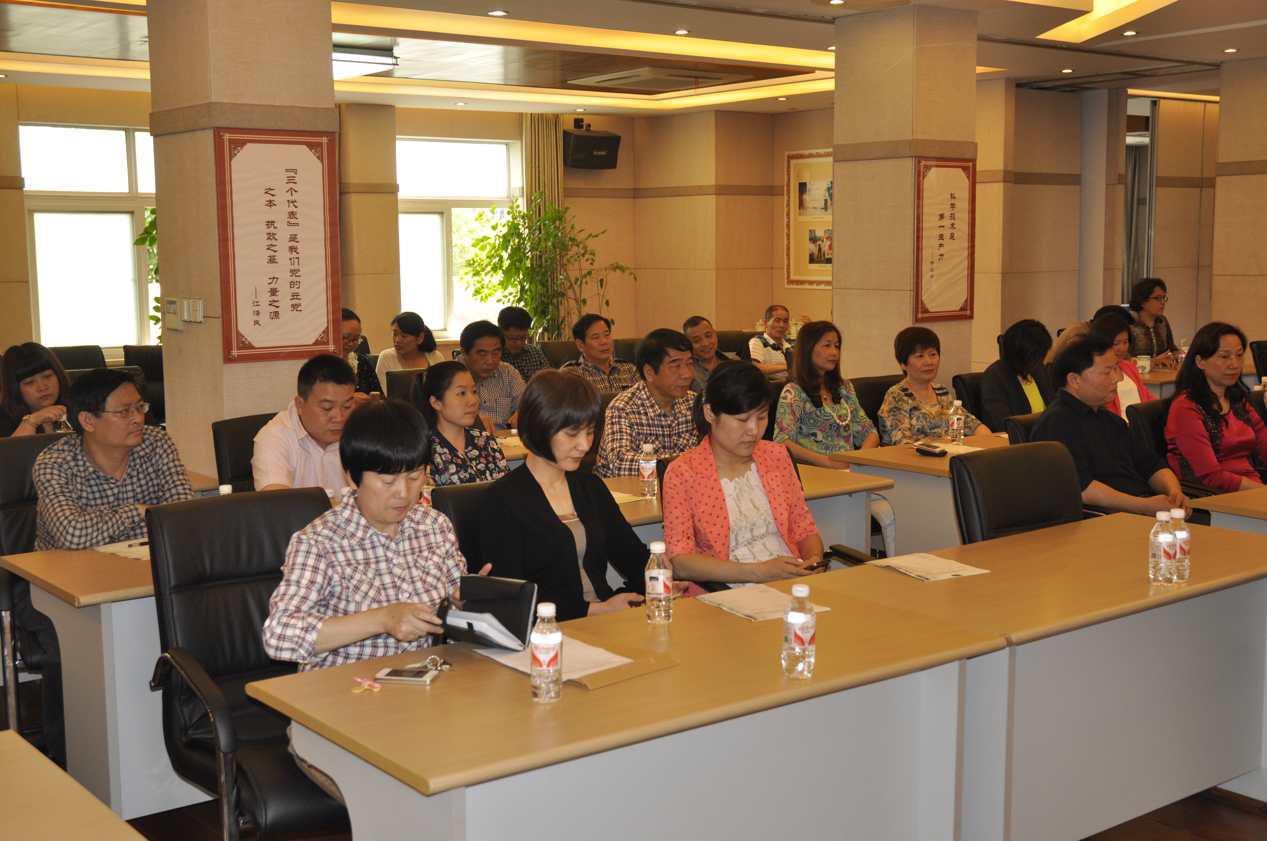 2014-5-8 党员进建 (2).JPG